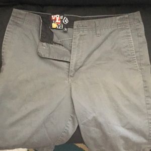 Volcom shorts